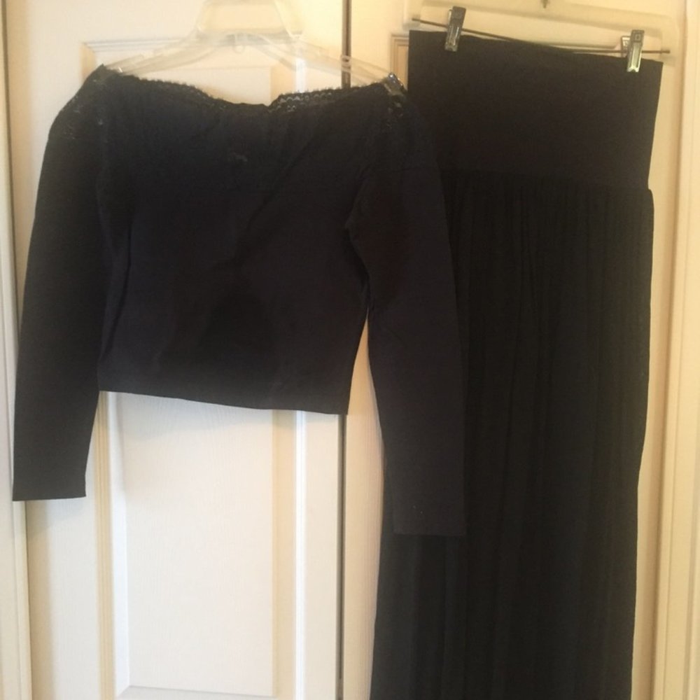 VINTAGE Azzura off the shoulder top/mid-calf skirt